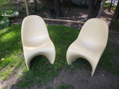 Two verner panton style - two,